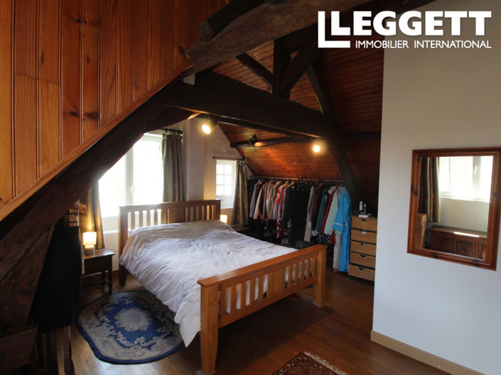 Image No.9-3 Bed House for sale