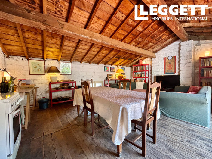 Image No.1-4 Bed House for sale