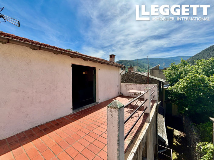 Image No.2-4 Bed House for sale