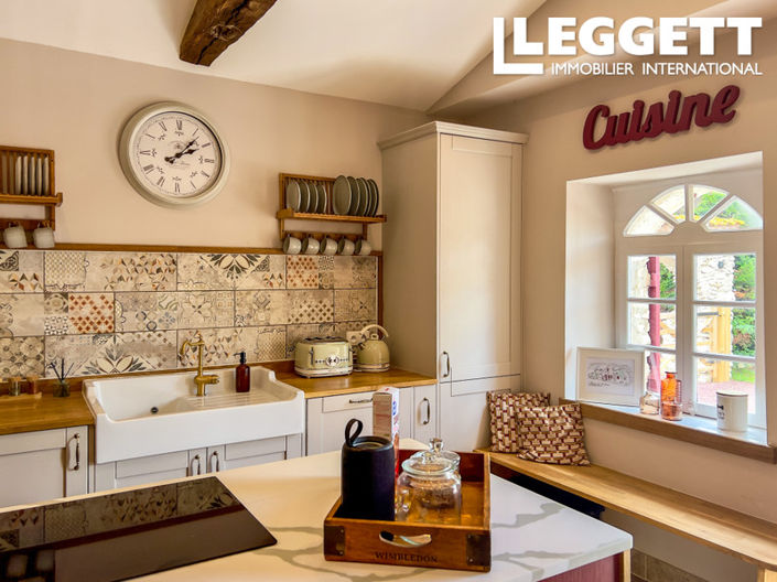 Image No.5-5 Bed House for sale