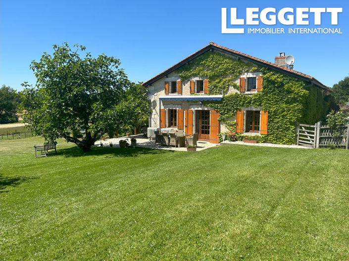 Image No.2-4 Bed House for sale