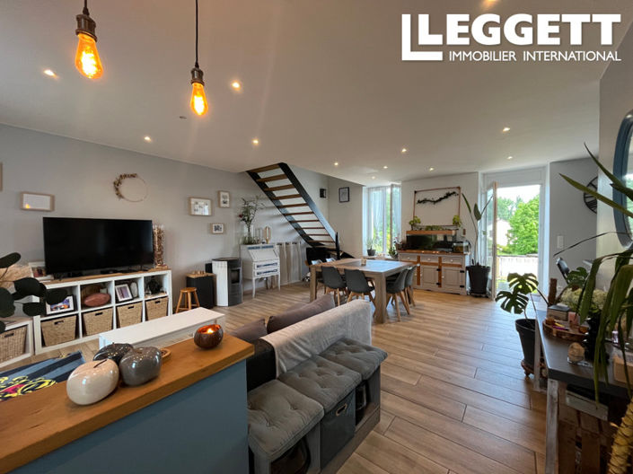 Image No.2-3 Bed House for sale