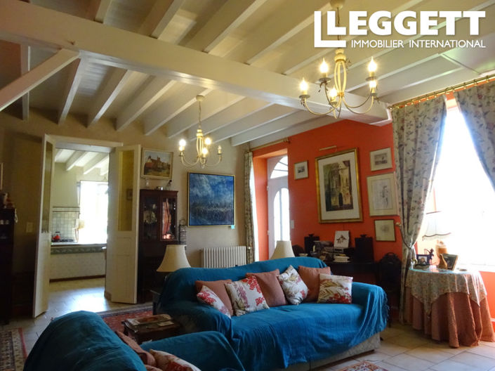 Image No.6-4 Bed House for sale