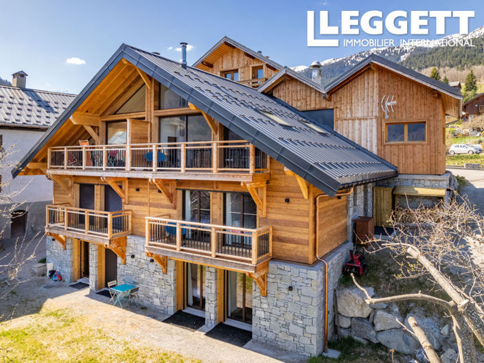 Image No.1-4 Bed House for sale