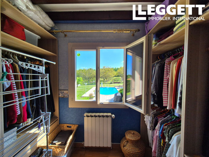 Image No.9-3 Bed House for sale