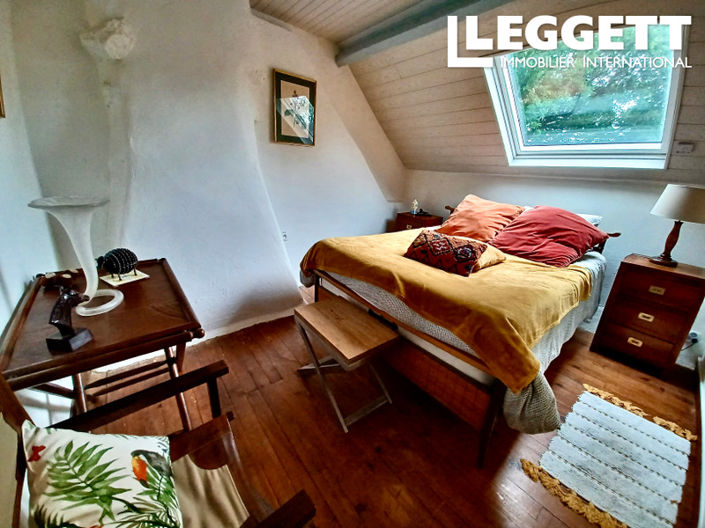 Image No.10-4 Bed House for sale