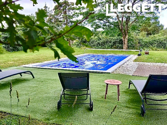 Image No.8-4 Bed House for sale