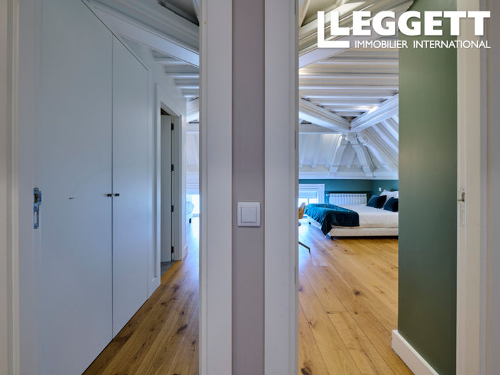 Image No.8-3 Bed Apartment for sale