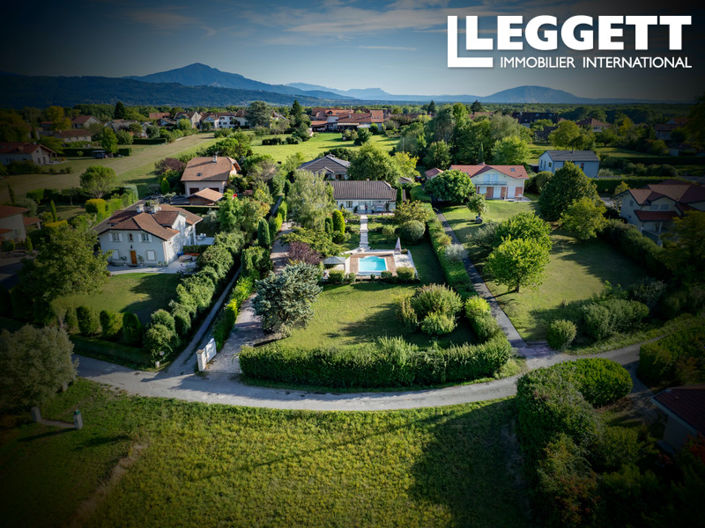 Image No.1-2 Bed House for sale