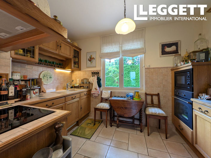 Image No.9-2 Bed House for sale