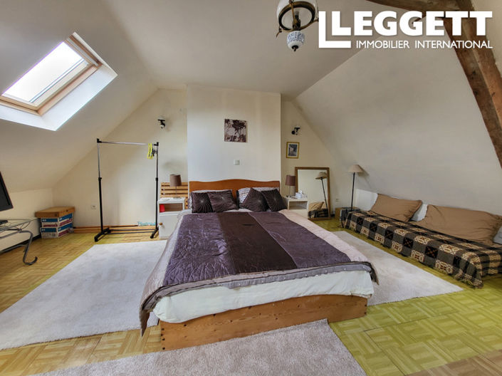 Image No.5-3 Bed House for sale