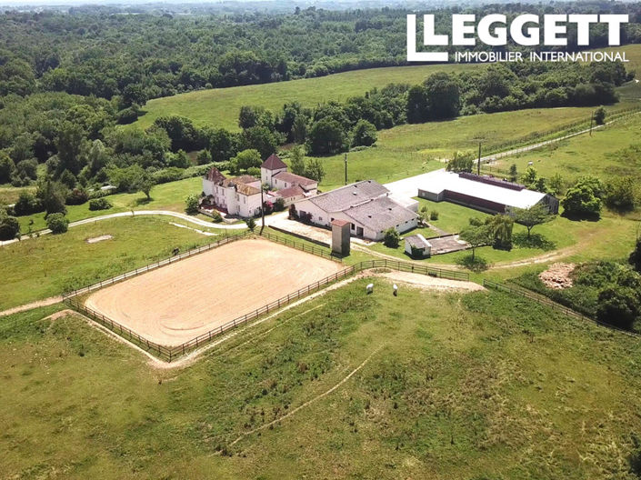 Image No.1-5 Bed Chateaux for sale
