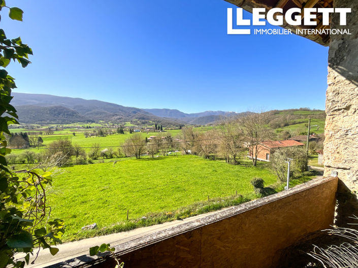 Image No.2-6 Bed House for sale