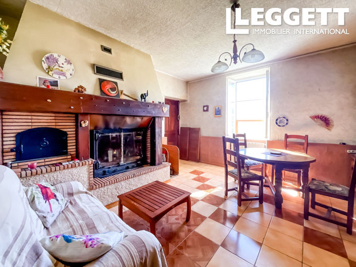 Image No.3-6 Bed House for sale