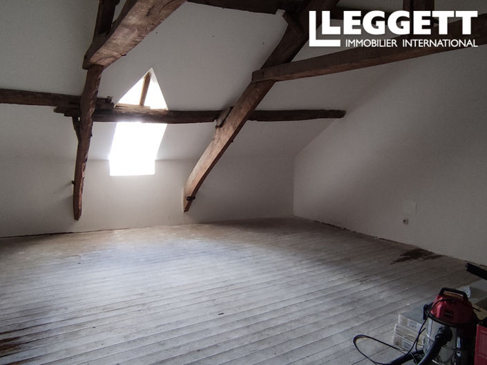 Image No.10-3 Bed House for sale