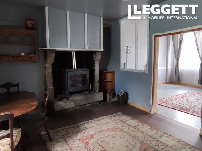 Image No.8-3 Bed House for sale