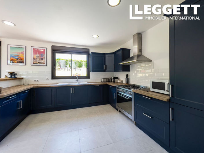 Image No.3-5 Bed Commercial for sale