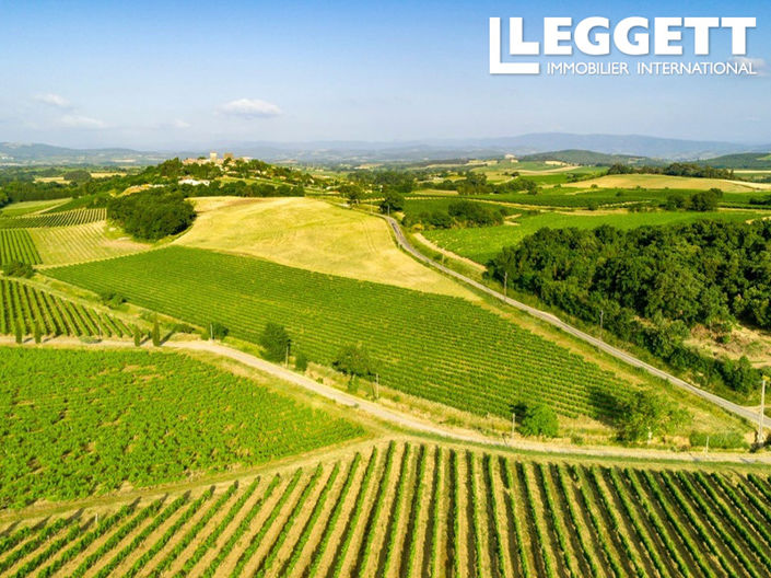 Image No.6-5 Bed Commercial for sale