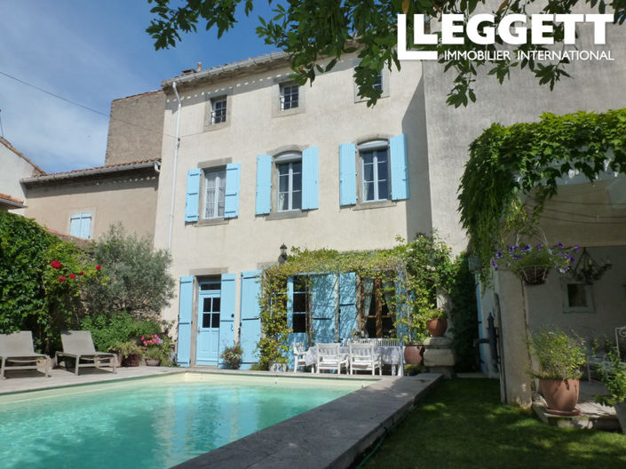 Image No.1-8 Bed House for sale
