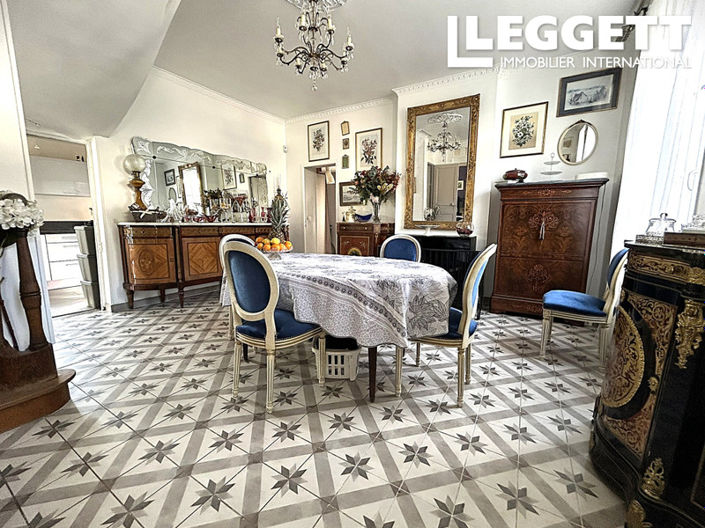 Image No.4-5 Bed House for sale