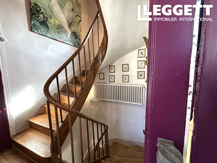 Image No.8-5 Bed House for sale