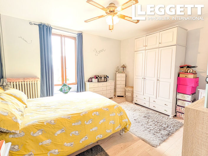 Image No.7-3 Bed House for sale