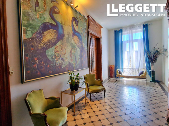 Image No.7-9 Bed House for sale