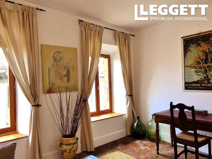 Image No.8-3 Bed House for sale