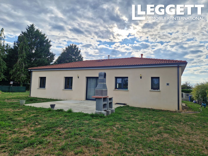 Image No.1-4 Bed House for sale