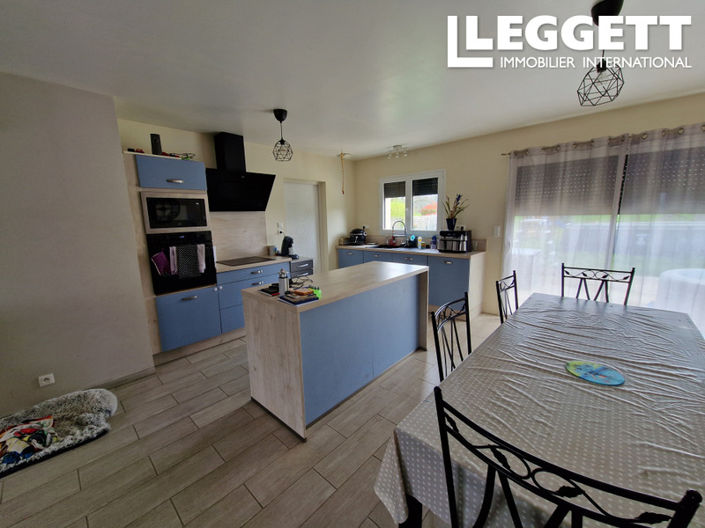 Image No.4-4 Bed House for sale