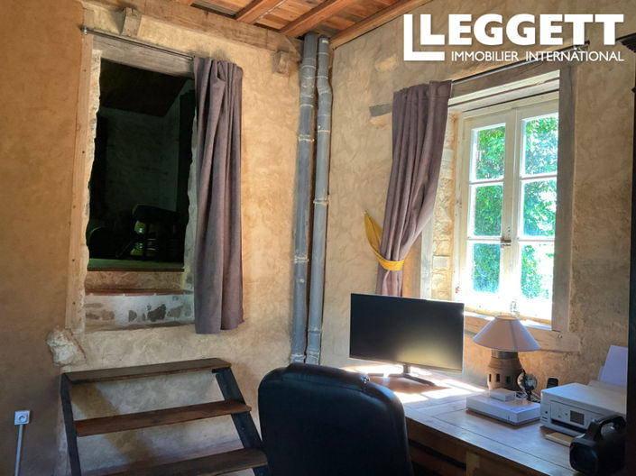 Image No.6-3 Bed House for sale