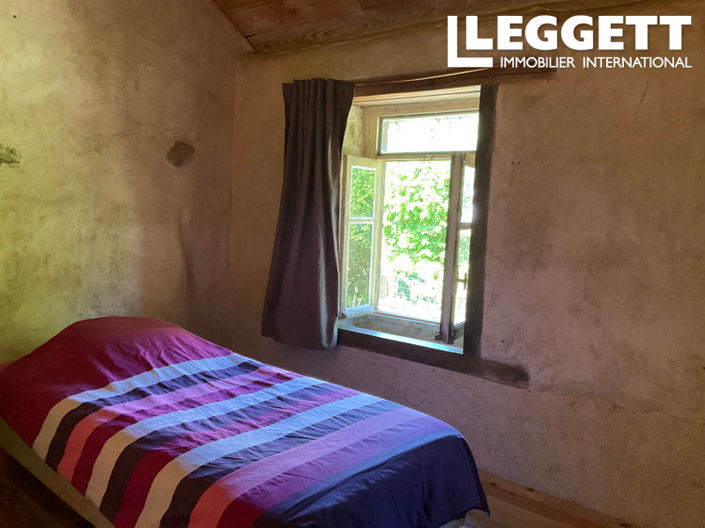 Image No.8-3 Bed House for sale