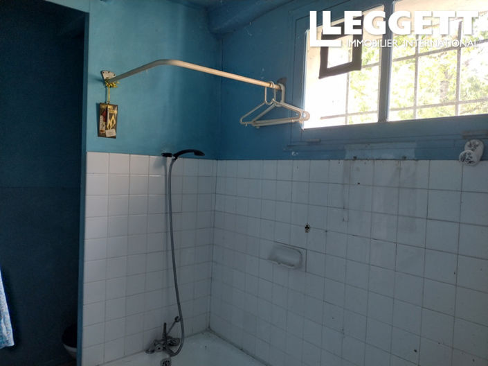 Image No.10-1 Bed House for sale