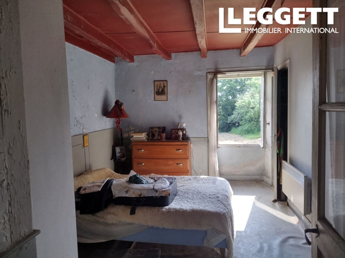 Image No.8-1 Bed House for sale