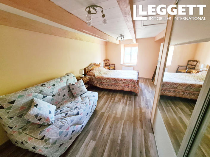 Image No.6-2 Bed House for sale