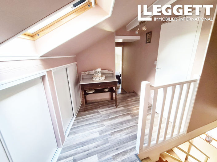 Image No.7-2 Bed House for sale