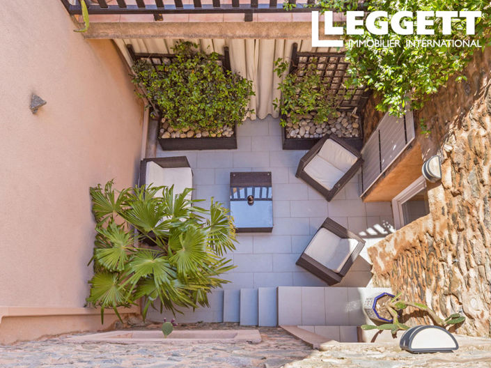 Image No.9-3 Bed House for sale