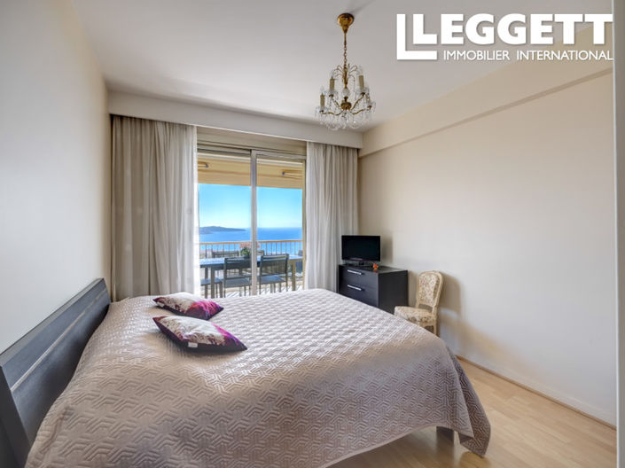 Image No.5-3 Bed Apartment for sale