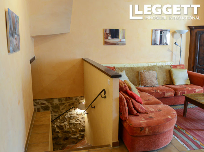 Image No.6-4 Bed House for sale