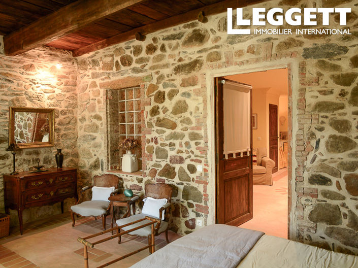 Image No.8-4 Bed House for sale