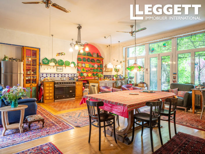 Image No.3-4 Bed House for sale