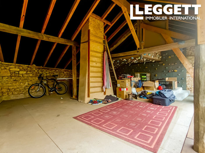 Image No.9-4 Bed House for sale