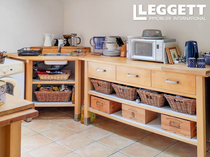 Image No.6-3 Bed House for sale