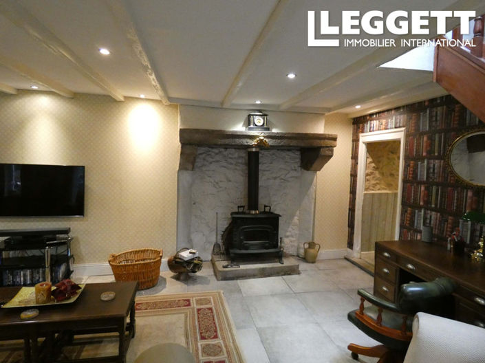 Image No.6-3 Bed House for sale