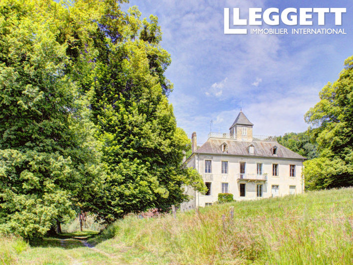 Image No.1-11 Bed Chateaux for sale