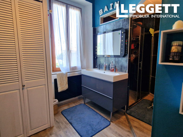 Image No.10-4 Bed House for sale