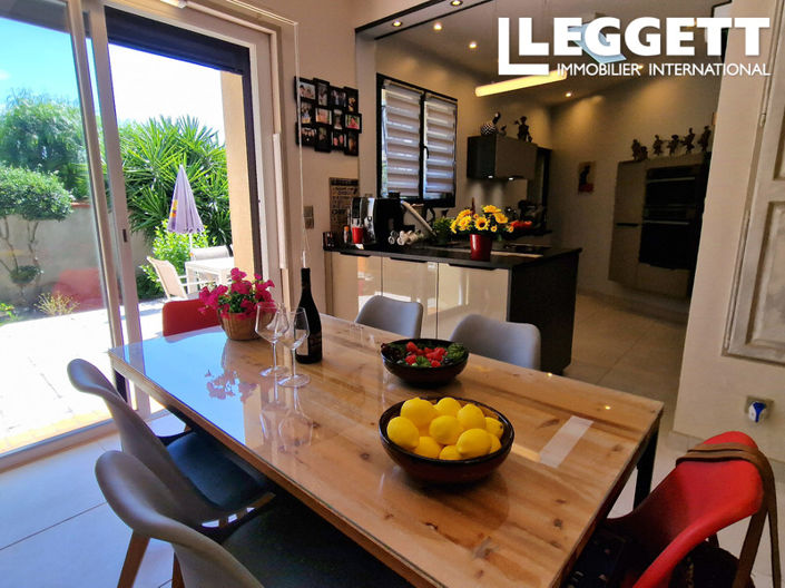 Image No.4-4 Bed House for sale