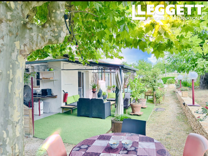 Image No.1-8 Bed House for sale