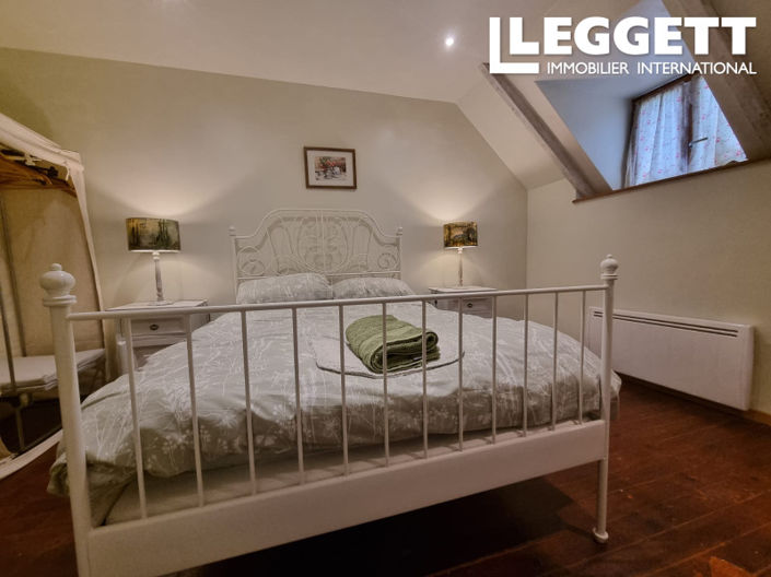 Image No.9-7 Bed House for sale