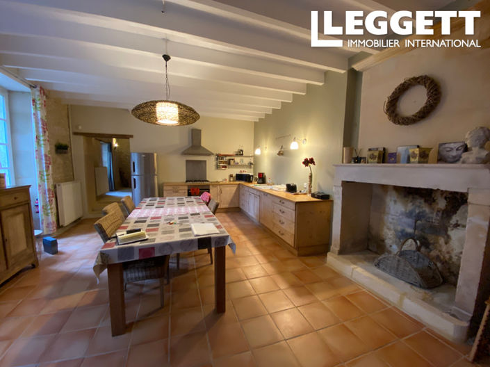 Image No.6-3 Bed House for sale